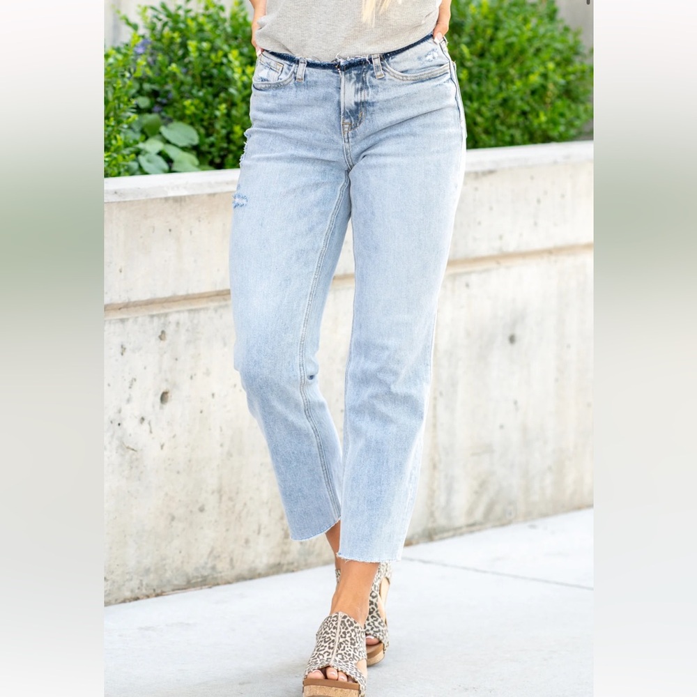 VERVET Reverence‎ Low Rise Crop Straight Jeans Light Wash Size 31